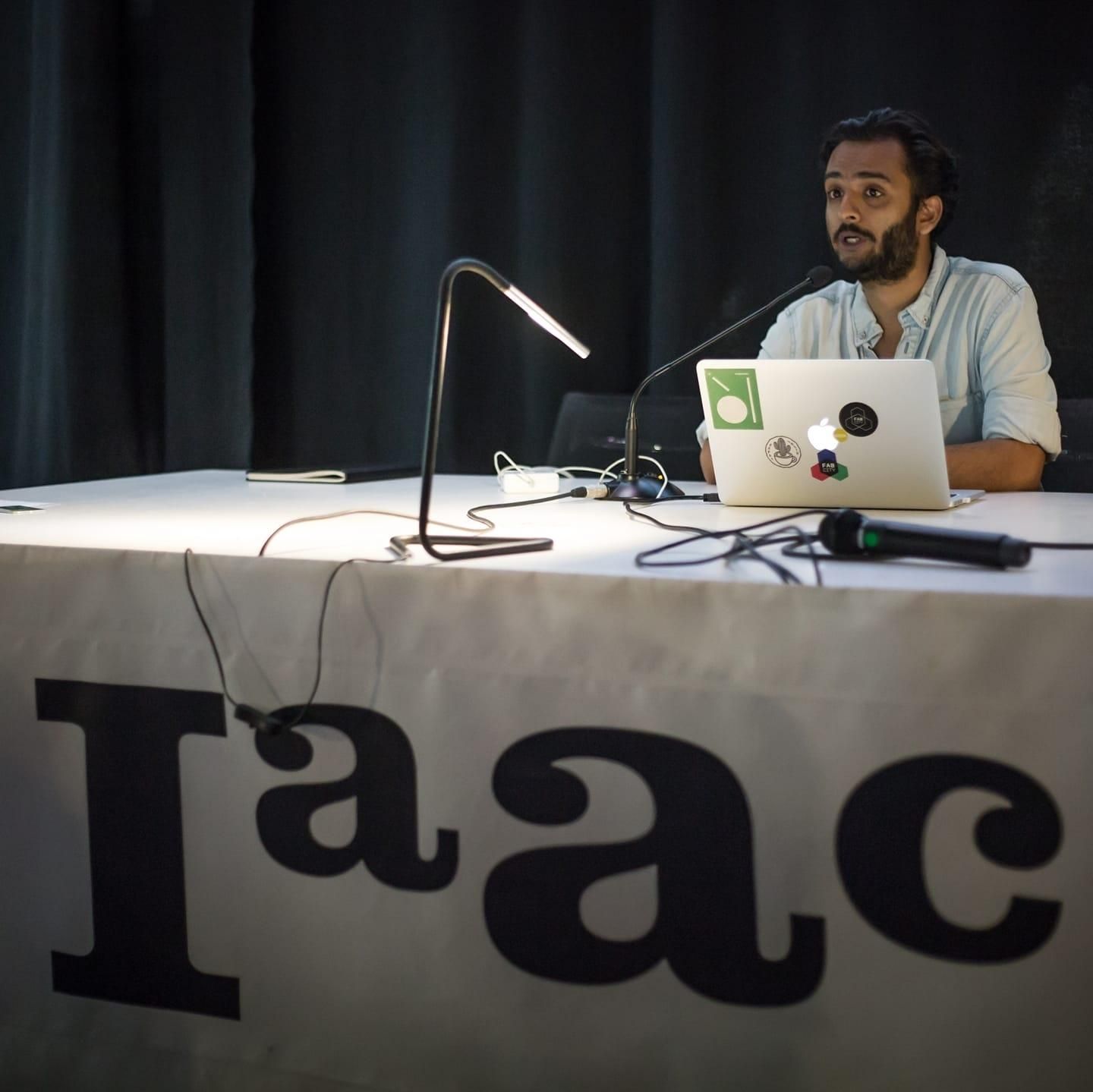 Ami Nigam presenting his Thesis at the IAAC